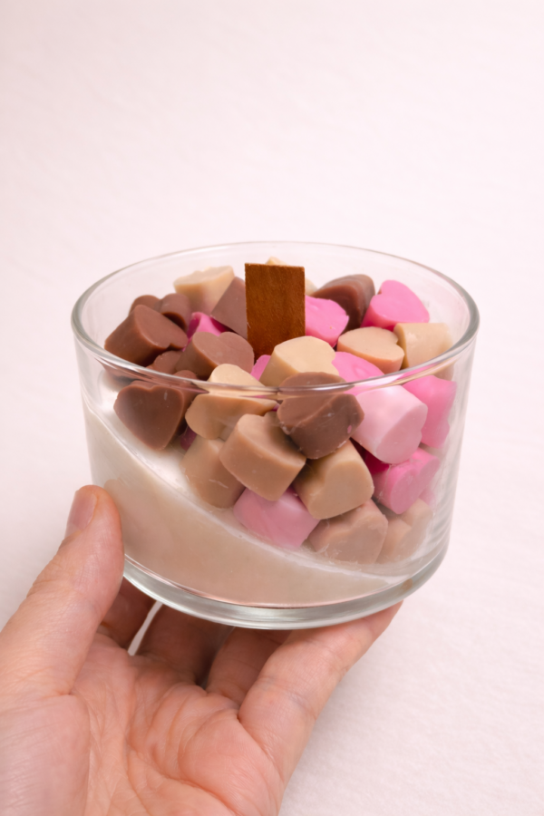 Vela Aromática All You Need Is Love Vela Aromática All You Need Is Love